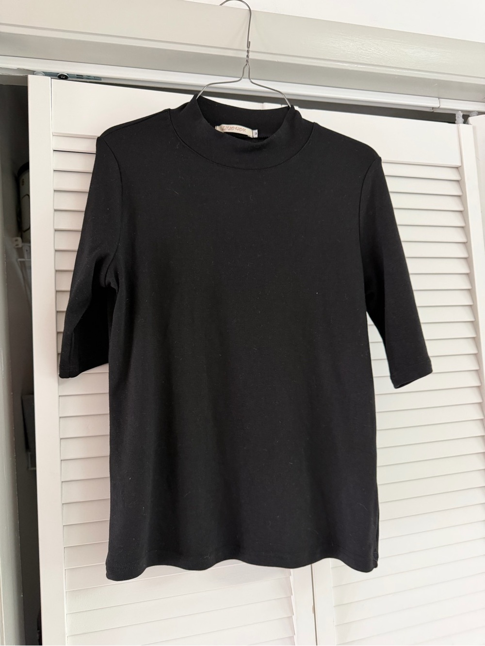Women’s Black Top